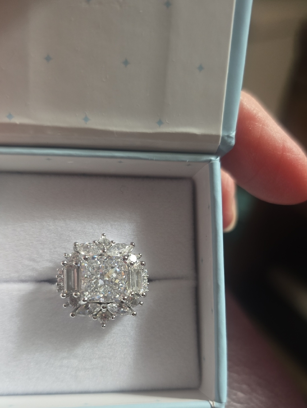 New With Box Ryze Sterling Silver Ring. Size 7.